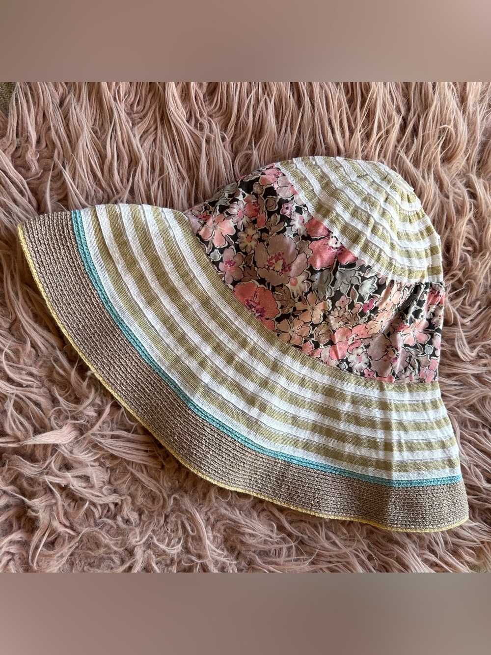 Grevi Sun Bucket Hat Made In Italy